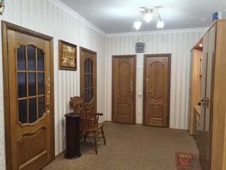 Продається 2к квартира 80 кв.м, Троєщина, Деснянський район