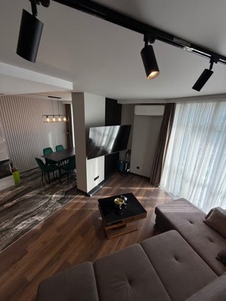 Rental of a two-level 3-room apartment on Ocheretyana Street