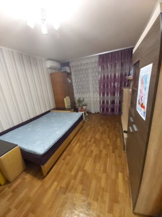Продам однокомнатну квартиру м. Армейська