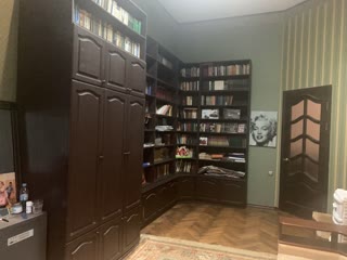 Продам 5к квартиру Центр