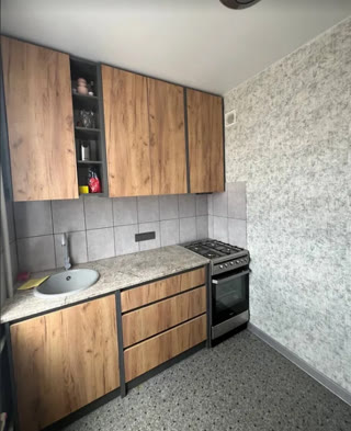 Продам 2х комн квартиру Алексеевка