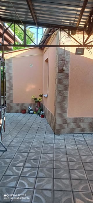 Продам пол дома район барабашова