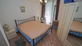 იყიდება 3 ოთახიანი ბინა ვაკეში