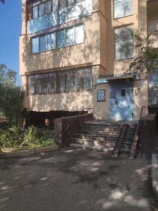 Продам 2х кімнатну квартиру метро Ботанічний сад
