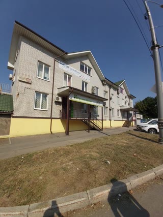 Продається торгово-офісне здание 920 кв Героїв Харкова.