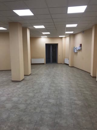 Науки продам в торговому центрі під магазин, офіс