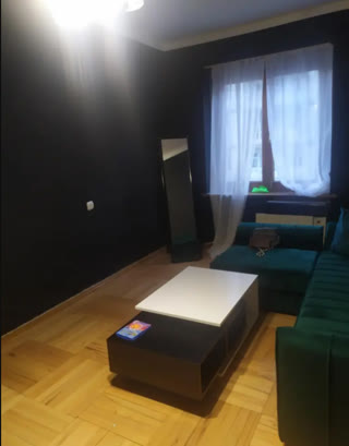 ქირავდება 2 ოთახიანი ბინა საბურთალოზე