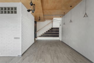 Продам 3х  комнатную  двухуровневую Квартиру