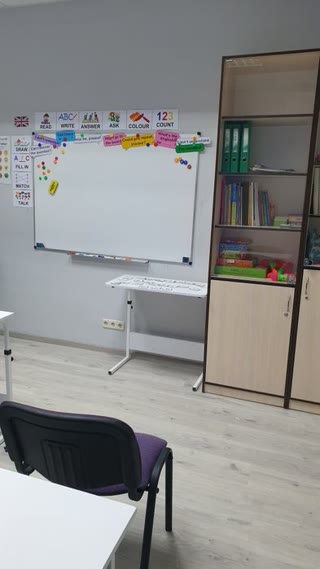 Сдам в субаренду кабинет англійської мови