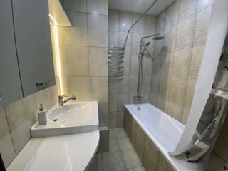 Продам 2 комн. видову квартиру ЖК Атлант, дизайнерський ремонт