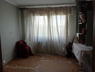 Продається 4 кімнатна квартира Алексеєвка
