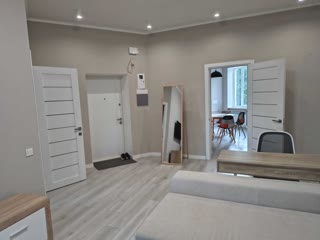 Продам 3к квартиру, Центр