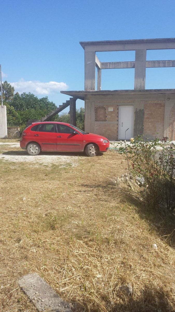 Διαμέρισμα 424τ.μ.