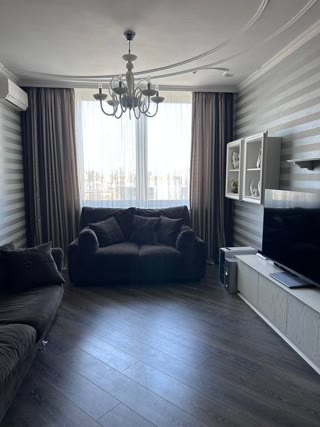 Терміновий продаж 3к квартири, метро Деміївська, Голосіївський район