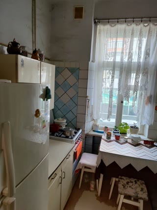 Продам 2х к. квартиру Центр, пр. Науки