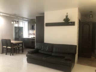 For sale 3-room apartment Klochkivska St., Hospodar Metro