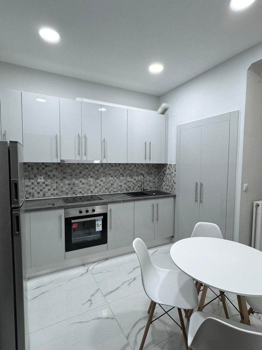 Квартира 70 м²