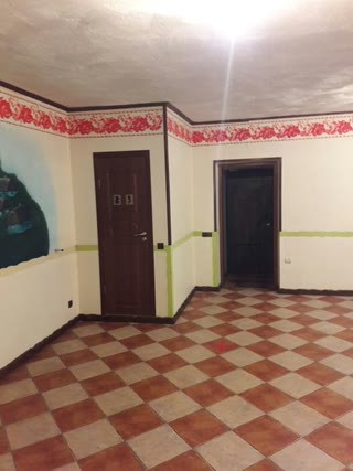 Здам приміщення в районі станції Левада