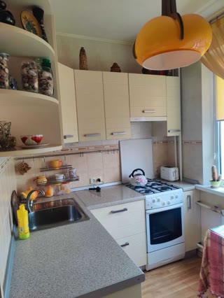 Продам 2-комнатную квартиру, ст. м. “Алексеевская”, улица Энвера Ахсарова, Алексеевка