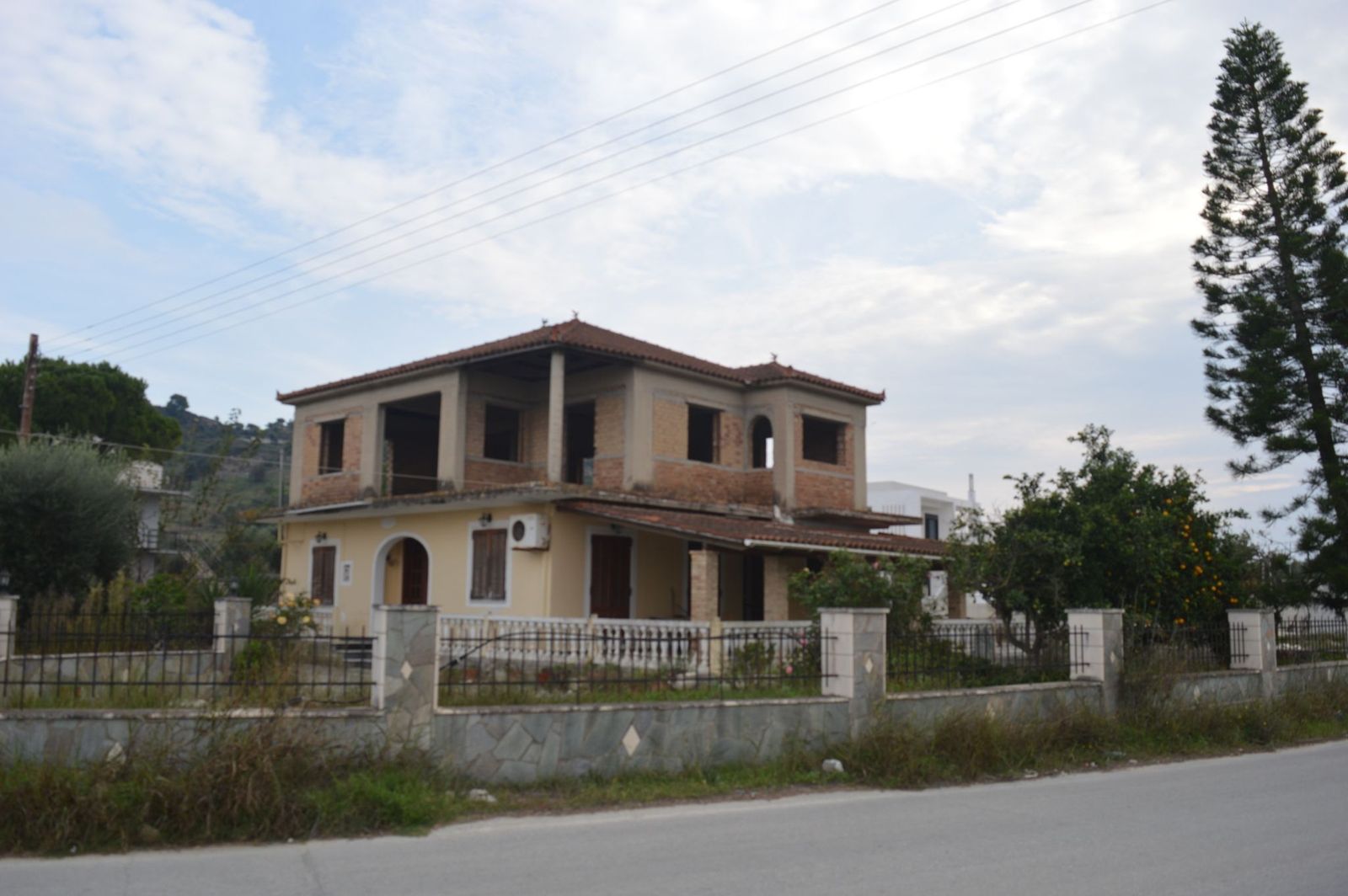 Μονοκατοικία 500 τ.μ.