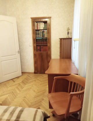 Затишна 2к.Метро Вокзальна, КПІ, Цирк, Галицька площа, ТРЦ Україна