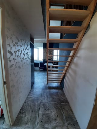 For Sale Two-Level Apartment Horizon
