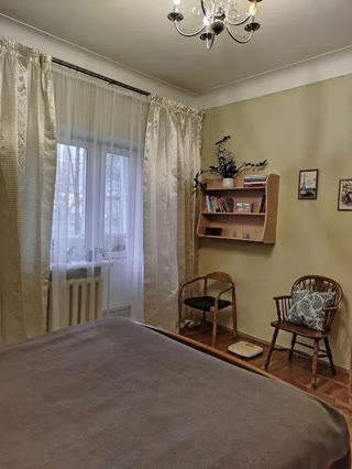 Продам 2-к квартиру, вул. Татарська, метро Лук’янівська