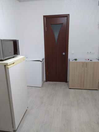 Продам гостинку Центральний Ринок, Центр