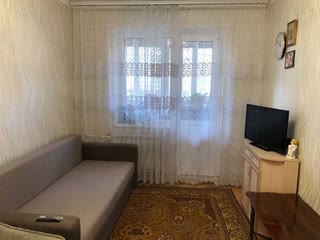 Продаж 1-кімнатна квартира на Троєщені