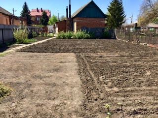 Продам 2 дома в одном дворе