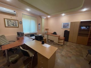 Продаж 2к квартири під офіс, житло, Центр, Шевченківський