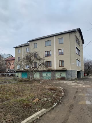 Квартира 4-х кімнатна
