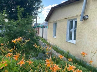 Продам полдома на Залютино