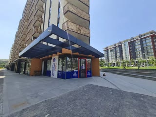 იყიდება სავაჭრო ფართი საბურთალოზე