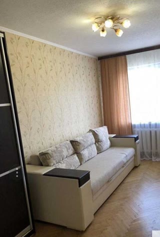 Продається 3-кімнатна квартира, метро Політехнічний інститут