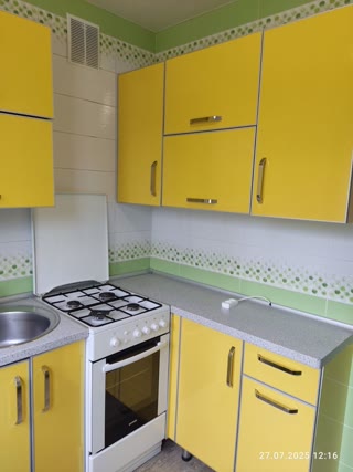 Продам 3 комнатную квартиру в 522м/р, Салтовка, м Салтовская