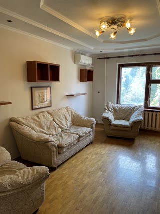 Продам 3-х кімнатну квартиру