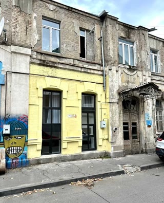იყიდება კომერციული ფართი დიდუბეში