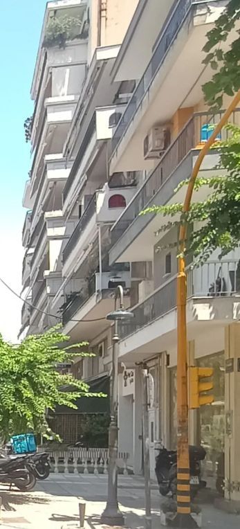180 m² Store