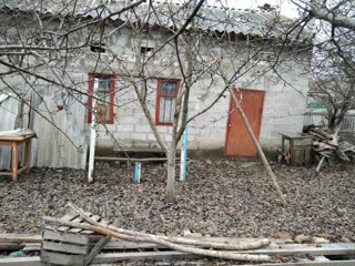 Продам дачний участок з домиком