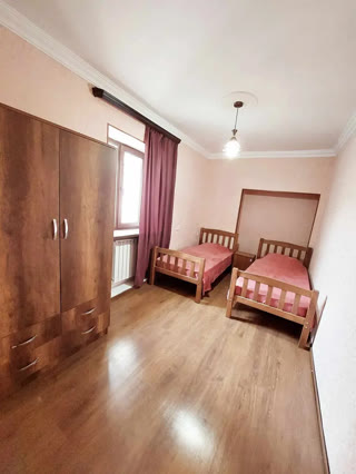 3-room apartment for sale on Agmashenebeli Avenue