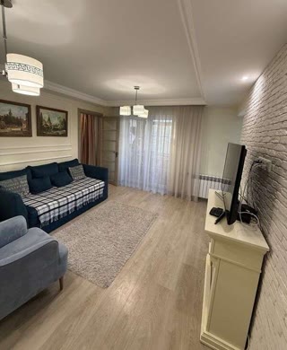 Продаж 2к квартири 45.7 кв. м на вул. Рибальська