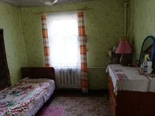 продається будинок в Ізюмі в районі зупинка стадіонна