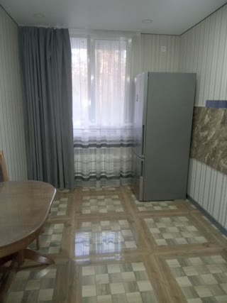 Продаж 1-к окрема кухня+ спальня, метро Бориспільська 5 хвилин пішки