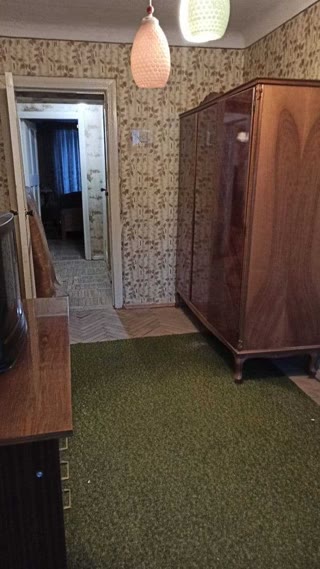 Продаж 3-к квартири в Центрі Києва, біля метро Вокзальна