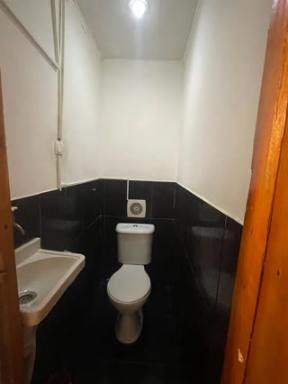 Commercial space for rent in Chugureti