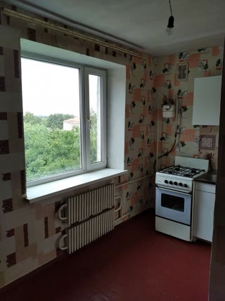 Продам квартиру в Краснограді