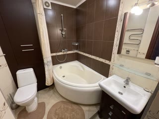 Продам 3к квартиру сел. Жуковського