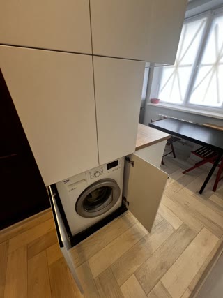 Продам 2к квартиру м Палац Спорту