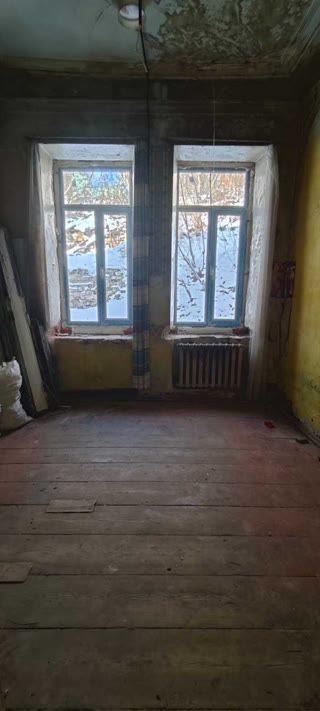 Продам 4к квартиру Центр